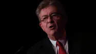 Sommet sur l’IA : Mélenchon accuse Macron de placer la France «sous l'emprise des milliardaires de la Silicon Valley»