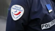 Un policier, police nationale, policiers. 1280