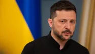 Guerre en Ukraine : Volodymyr Zelensky accuse la Russie «d'essayer de gagner du temps» pour «poursuivre»son invasion