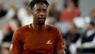Le Français Gaël Monfils s'est qualifié dans la douleur dans la nuit de mardi à mercredi pour le deuxième tour de Roland-Garros.
