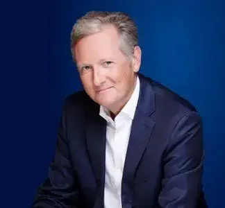 Eric Delbecque : «Est-ce qu’aujourd'hui, on n’en est pas à un moment où il faut […] des gens qui soient quasiment un service de protection à l’intérieur des écoles, collèges et lycées ?»