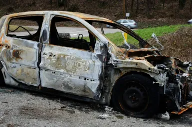 Les voitures d'un maire de Haute-Loire et de son épouse incendiées (image d'illustration)