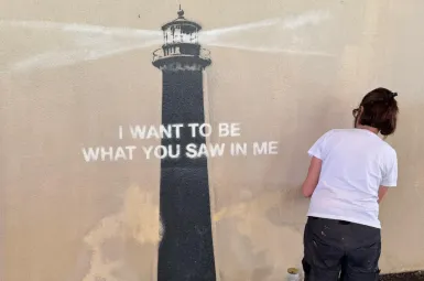 Le Banksy à Marseille brièvement dégradé puis remis en état