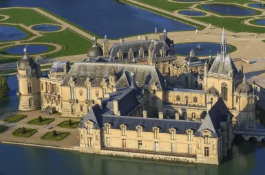 «Joconde des manuscrits» restaurées et exposées à Chantilly.