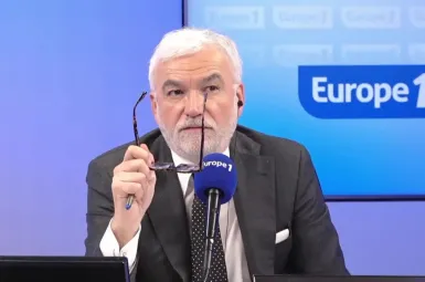 Pascal Praud et vous - «L'objectivité en journalisme n'existe pas», assure Pascal Praud