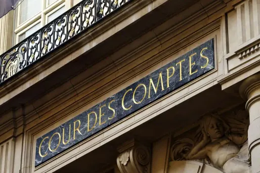 La Cour des Comptes estime que les dispositifs d'insertion des jeunes coûtent trop cher.