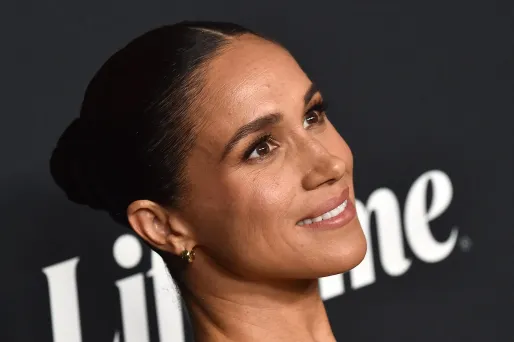 Une experte royale a qualifié les nombreux projets de Meghan Markle d'extrêmement superficiels